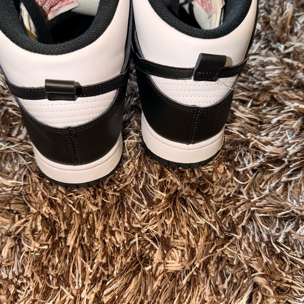 Nike Dunk High White and Black - Picture 3 of 6